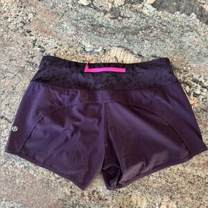 Run speed Lululemon short 2.5 in purple
